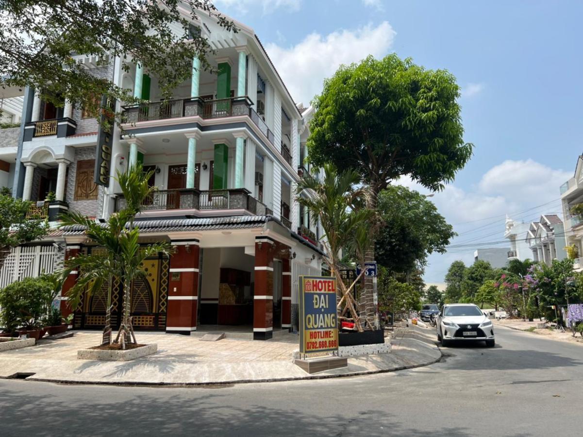 Dai Quang Hotel 芹苴 外观 照片