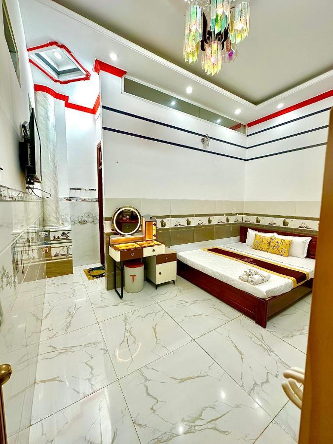Dai Quang Hotel 芹苴 外观 照片